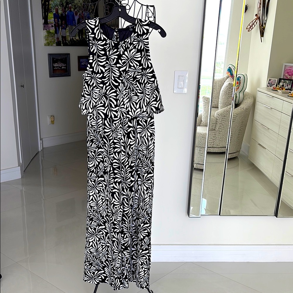 NWT Fred David Black and White Tropical Jumpsuit
